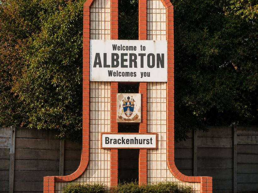Welcome to Alberton sign at the entrance to Brackenhurst